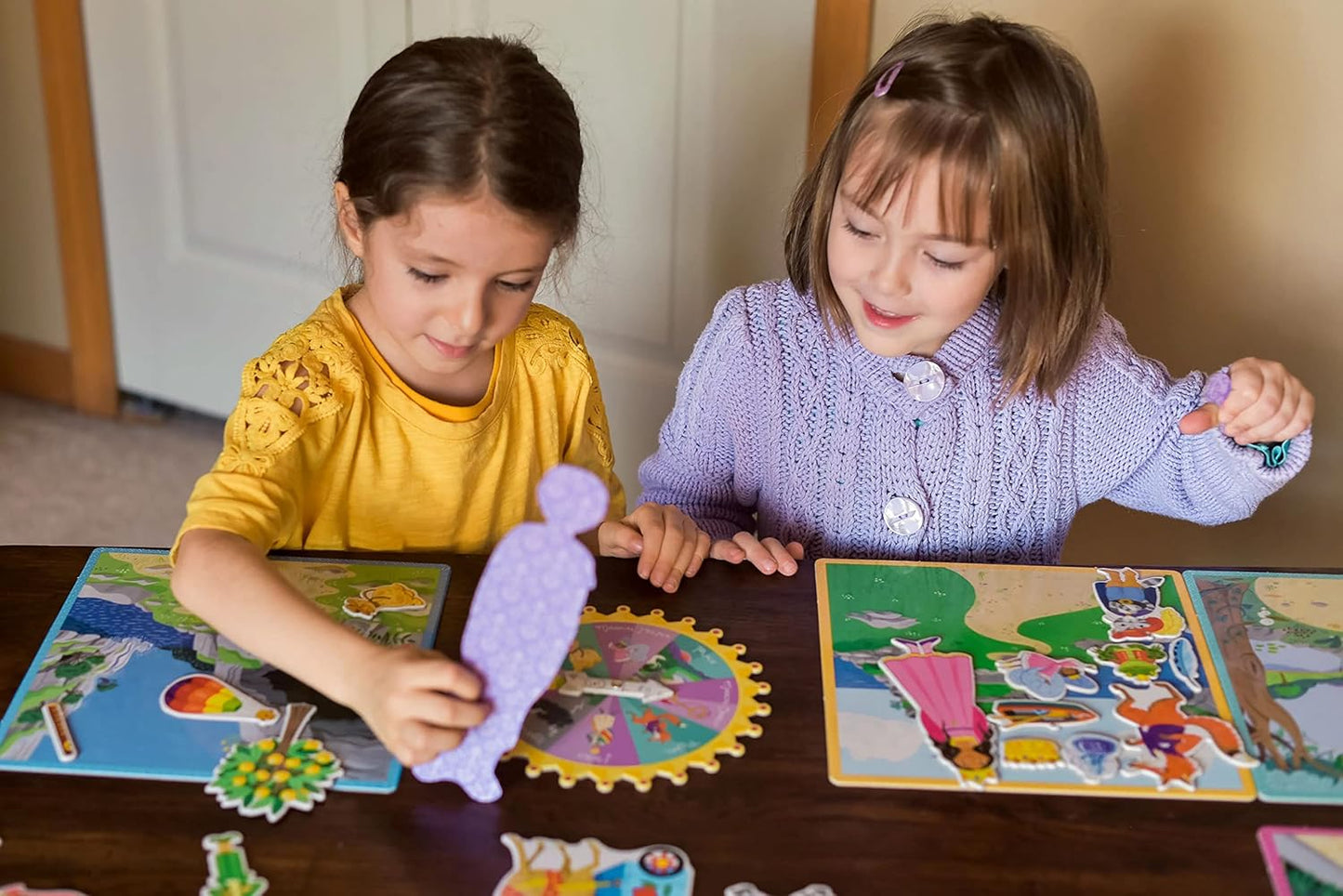 eeBoo Build a Robot Spinner Game - Award Winning Number Matching Robot Building Game, Screen-Free Fun for 2-4 Players, Kids Ages 3 and up
