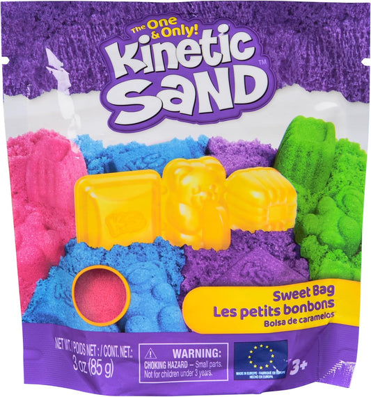 Kinetic Sand Sweet Bag - with 85 g Original Magic Sand in One of Four Colours (Selection Random) and 1 Candy Mould for Creative Indoor Sand and Role Play, for Children from 3 Years