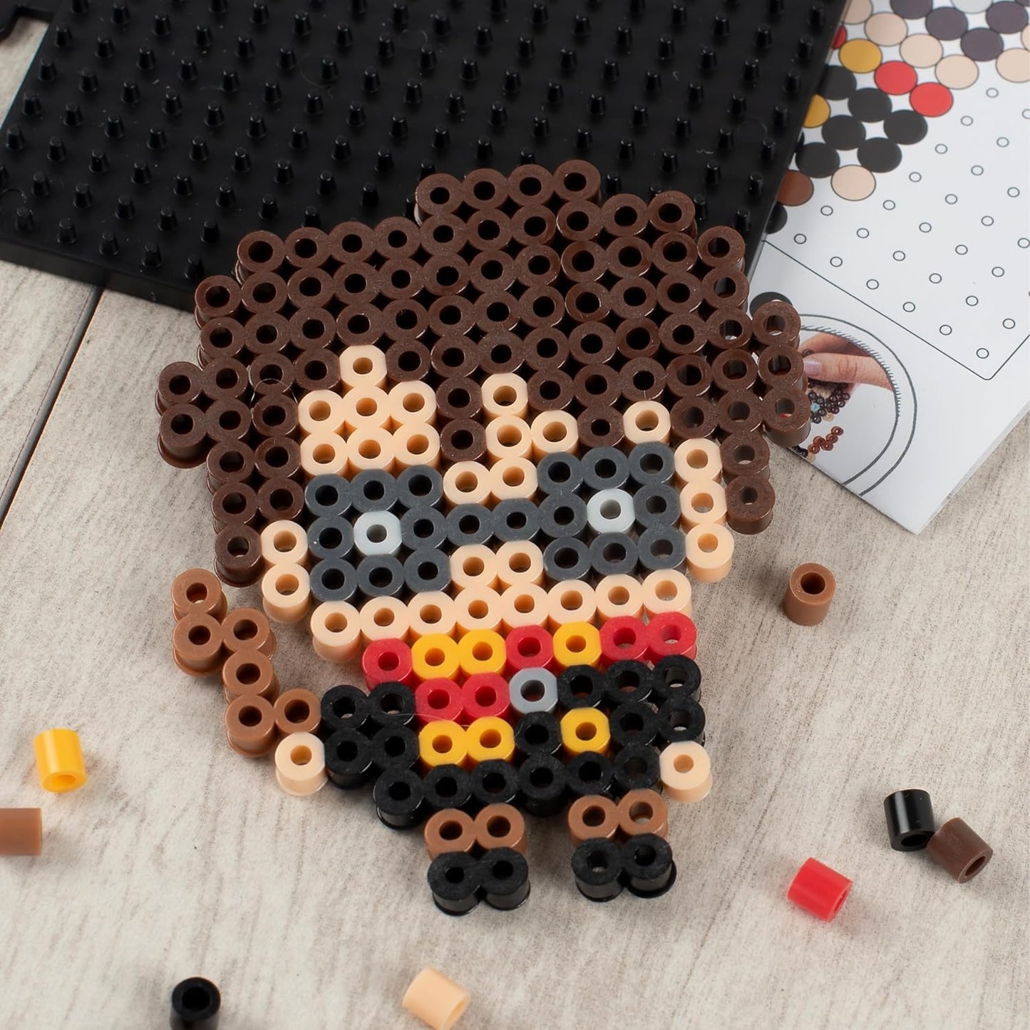 Perler 80-53517 The Wizarding World Chibi-Style Harry Potter Fused Bead Activity Kit, Multicolor, 227 Pieces