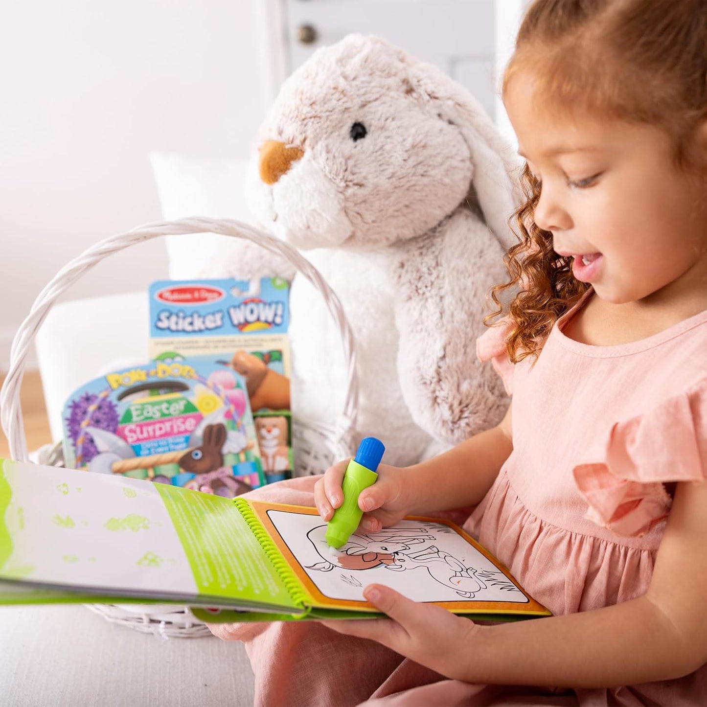 Melissa & Doug On The Go Water Wow! Mess Free Coloring Book, Reusable Water-Reveal Activity Pad, Spring, Travel Toys, Party Favors, for Toddlers & Kids Ages 3+