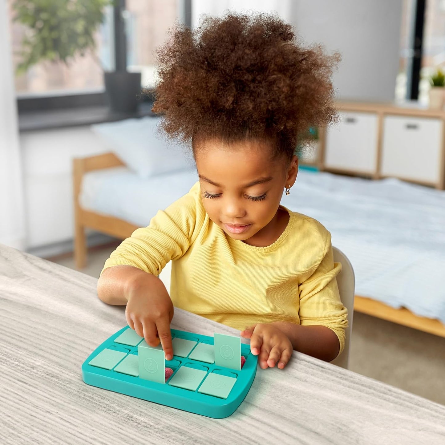 Genuine Fred MATCH UP Memory Snack Tray, Fun Interactive Snack Game for Kids, Travel Friendly Food Tray, Perfect Snacktivity for Picky Eaters