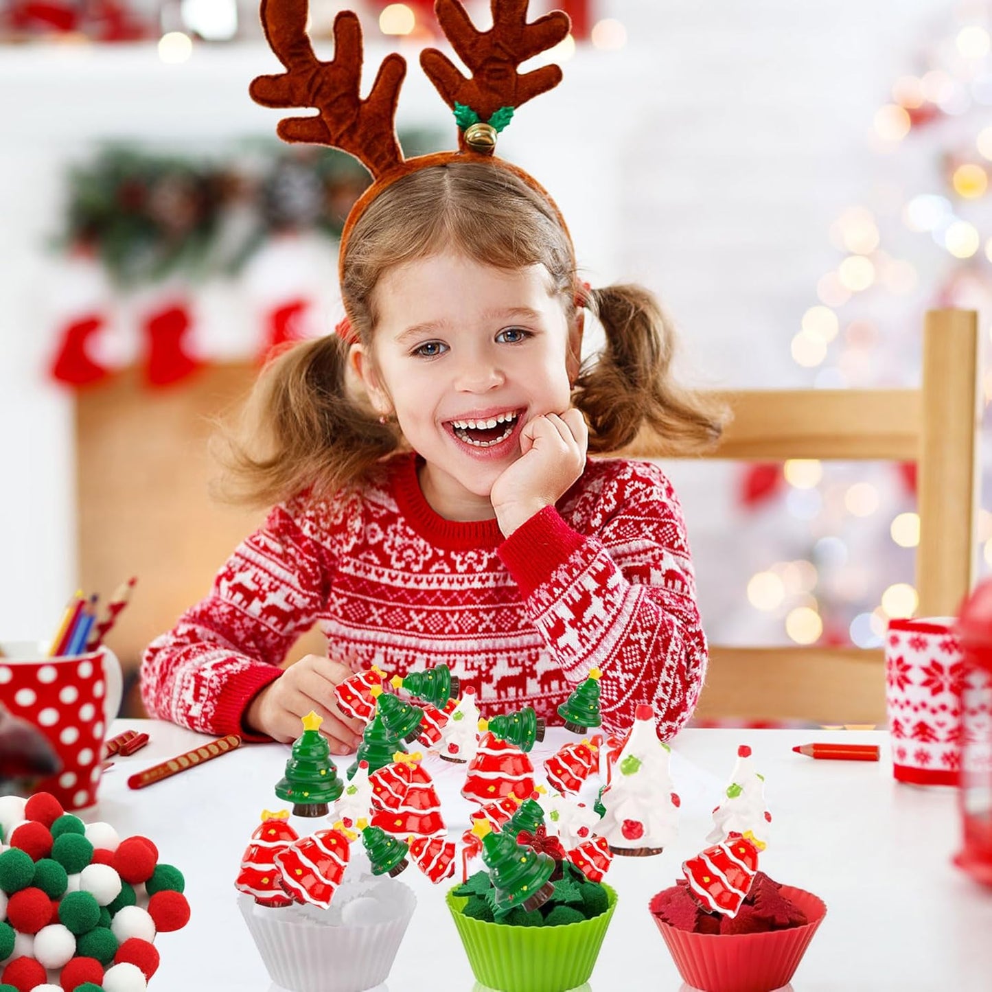 266 Pcs Christmas Sensory Bin Filler Fine Motor Toys Counting Sorting 200 Christmas Pompoms 50 Resin Mini Xmas Toys Tweezers Silicone Plates Storage Box for Winter Xmas Sorting Counting Training ﻿
