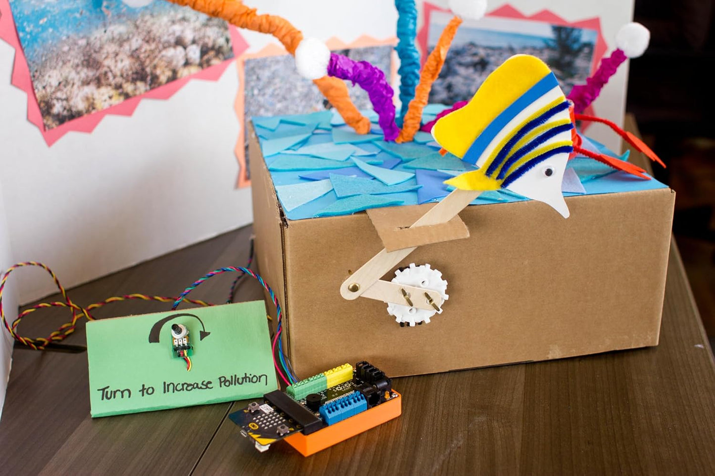 Hummingbird Bit Premium Kit - Educational Programmable Robot & Robotic Kit for Students, Teachers & Schools, Flexible Robotics Kits for Creative STEM Learning