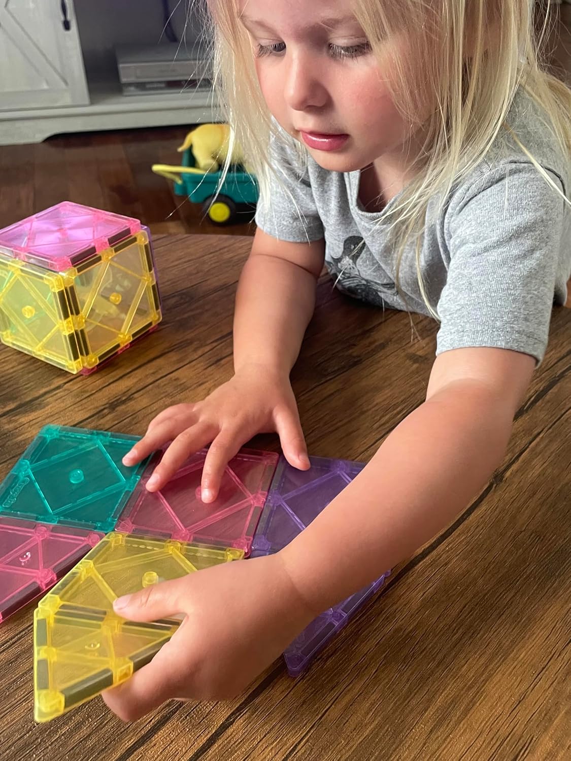 CreateOn Crayola Magnetic Tiles, Building Set for Kids, Magnetic Toys for Kids, Travel Toys, Classroom Sensory Toy Blocks, STEM & Montessori Tools for Boys & Girls Ages 3+, 14-Piece Set (Glitter)