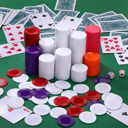 Leitee 500 Pcs Black Plastic Poker Chips Bulk 1.5 Inch Mini Bingo Chips Tokens Markers Blank Casino Counting Discs Learning Math Counters for Adults Interlocking Game Counting Reward Card