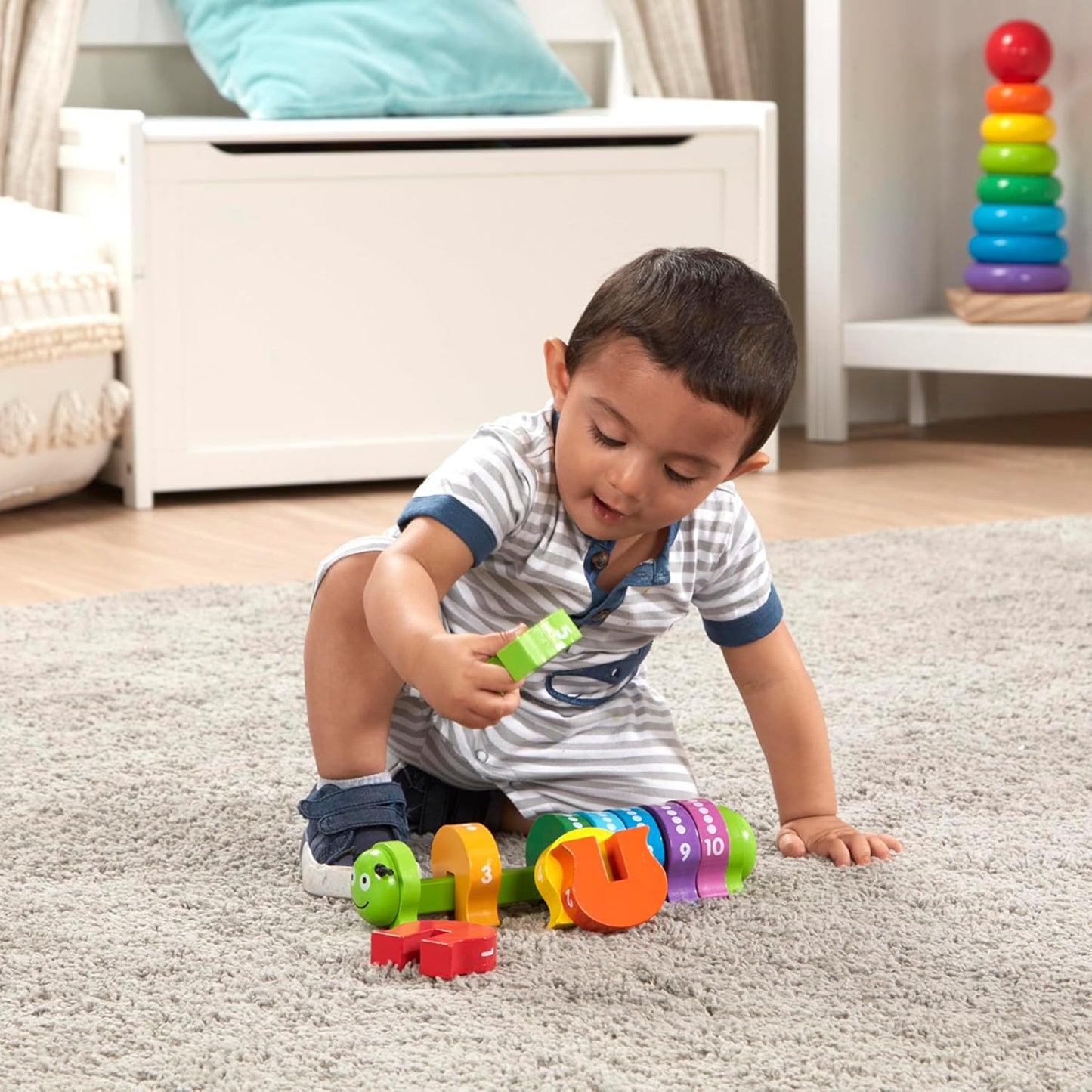 Melissa & Doug Counting Caterpillar - Classic Wooden Toy with 10 Colorful Numbered Segments
