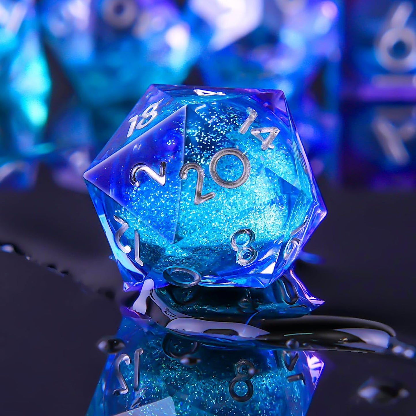 YEMEKO Beholder'S Eye D20 Dice Dragon Eye DND 22MM Single with Resin Sharp Edge 20 Sided D&D Handmade Polyhedral for Dungeons and Dragons, RPG, Roleplaying Games MTG Table Games(Blue Gold)