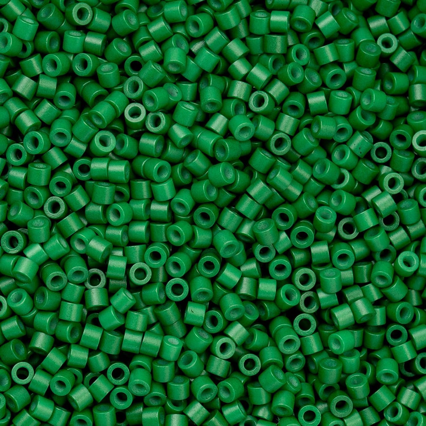 John Bead 25g Cylin Beads Opaque Turquoise Green 11/0 Glass Cylindrical Seed Beads for Jewelry Bracelets Necklaces Earrings Making Embroidery