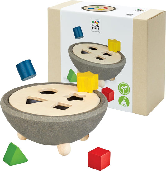 PlanToys® Wooden Shape Sorting Bowl | Montessori Inspired Shape Sorter for Problem Solving, Coordination & Early Geometry | Eco Friendly Learning Toy for Colours, Matching & Motor Skills