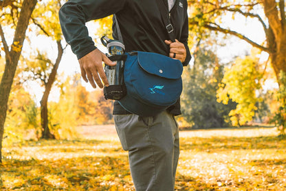 Kestrel Black Disc Golf Bag - Fits 6-10 Golf Discs + Bottle - For Beginner & Advanced Golfers - Extremely Durable Canvas - Frisbee Golf Bag - Small Sling/Shoulder Disc Golf Bag For Men & Women