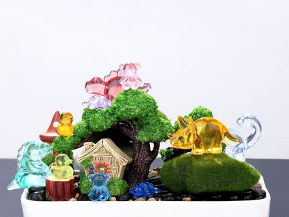 LAIDANLA Mini Resin Bears, Tiny Plastic Animals to Hide Small Bears Bulk for Counting Miniature Landscape Bear Party Favors Gifts Easter Egg Vase Filler Bear Figures Cute Trinkets Desk 200 Pcs