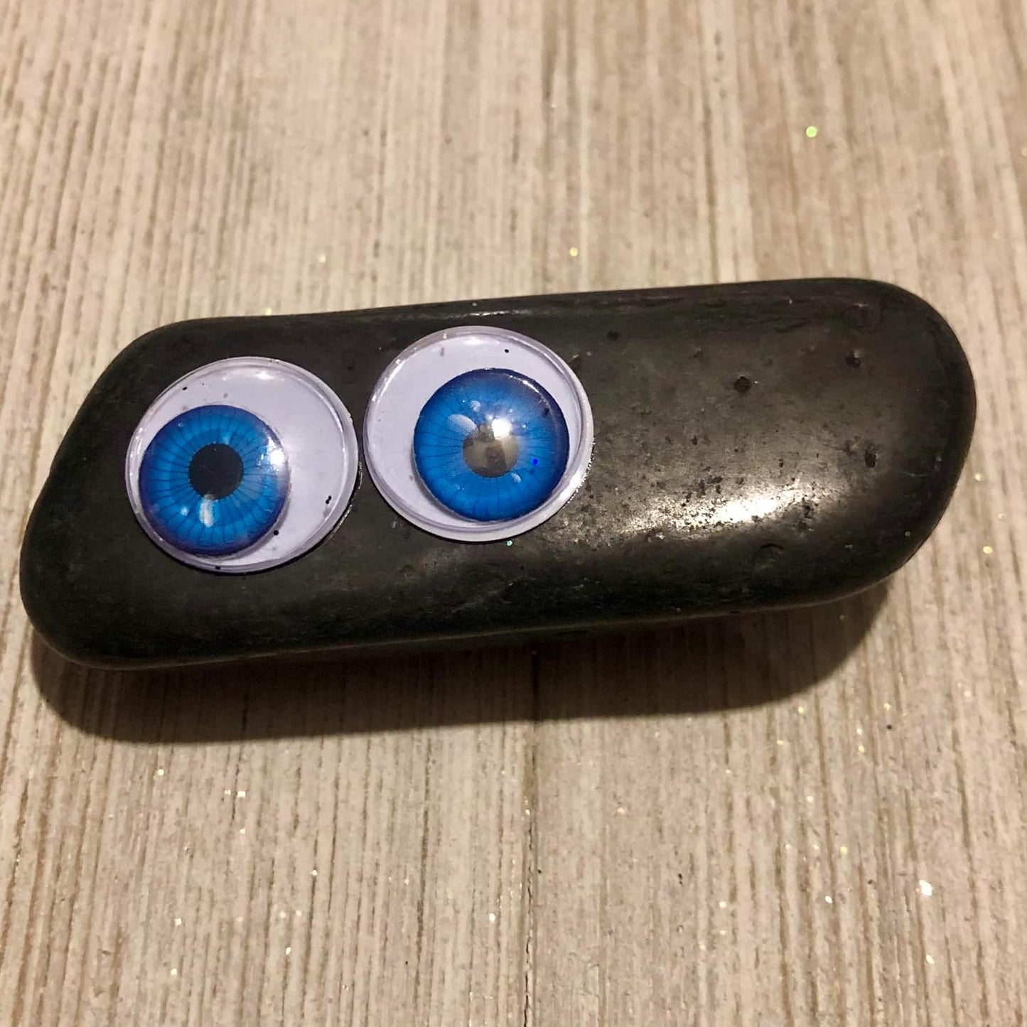 Rock Pet Adoption Kit Funny Novelty Gag Gift (Green Eyes)