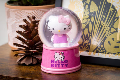 Silver Buffalo Disney Mickey and Friends Mini Light Up Snow Globe│Minnie Mouse│3.8 Inches Tall, 45mm (Small)