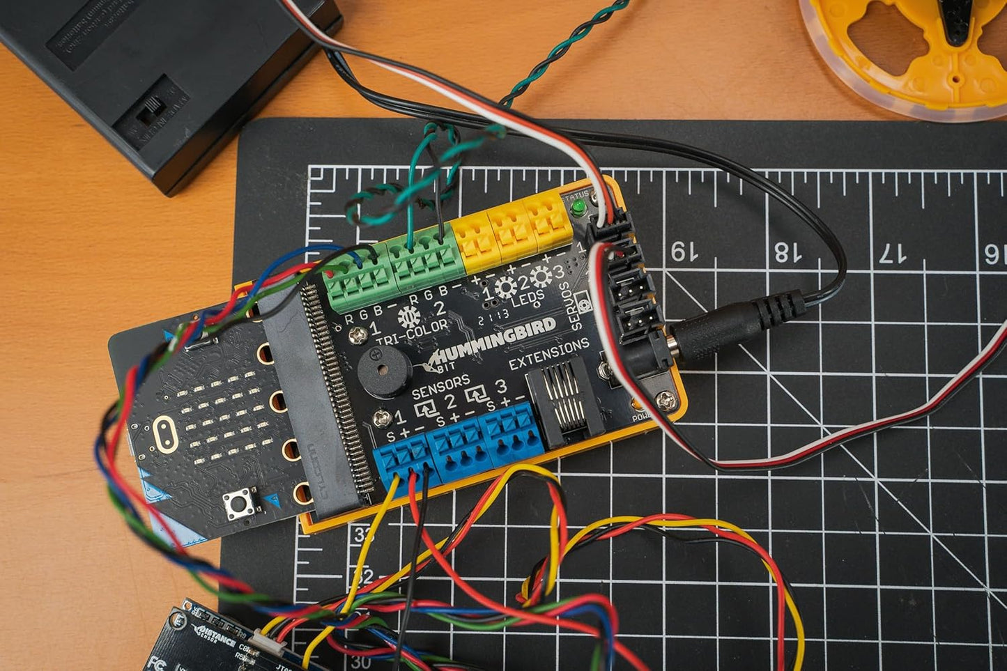 Hummingbird Bit Premium Kit - Educational Programmable Robot & Robotic Kit for Students, Teachers & Schools, Flexible Robotics Kits for Creative STEM Learning