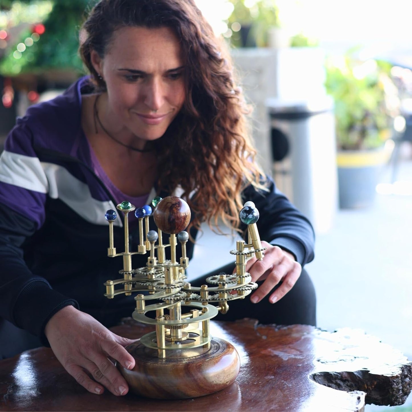 Solar System Model | Educational & Decorative Astronomy Orrery | Premium Brass Mechanical Planetarium (8" Earth & Moon)