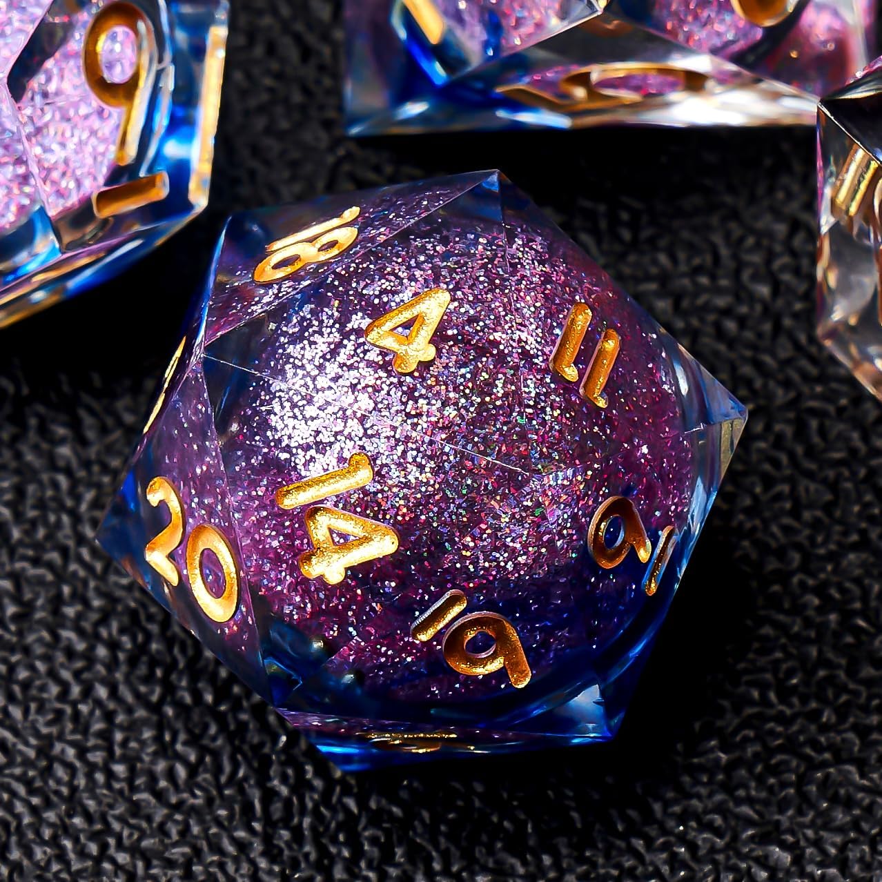 Liquid Core DND Dice Set, 7pcs Sharp Edge Dice for Role Playing Dungeons and Dragons Ttrpg with Gift Box, Handmade Resin D&D Dice RPG Role Playing Games Dice Set(Blue Gold)