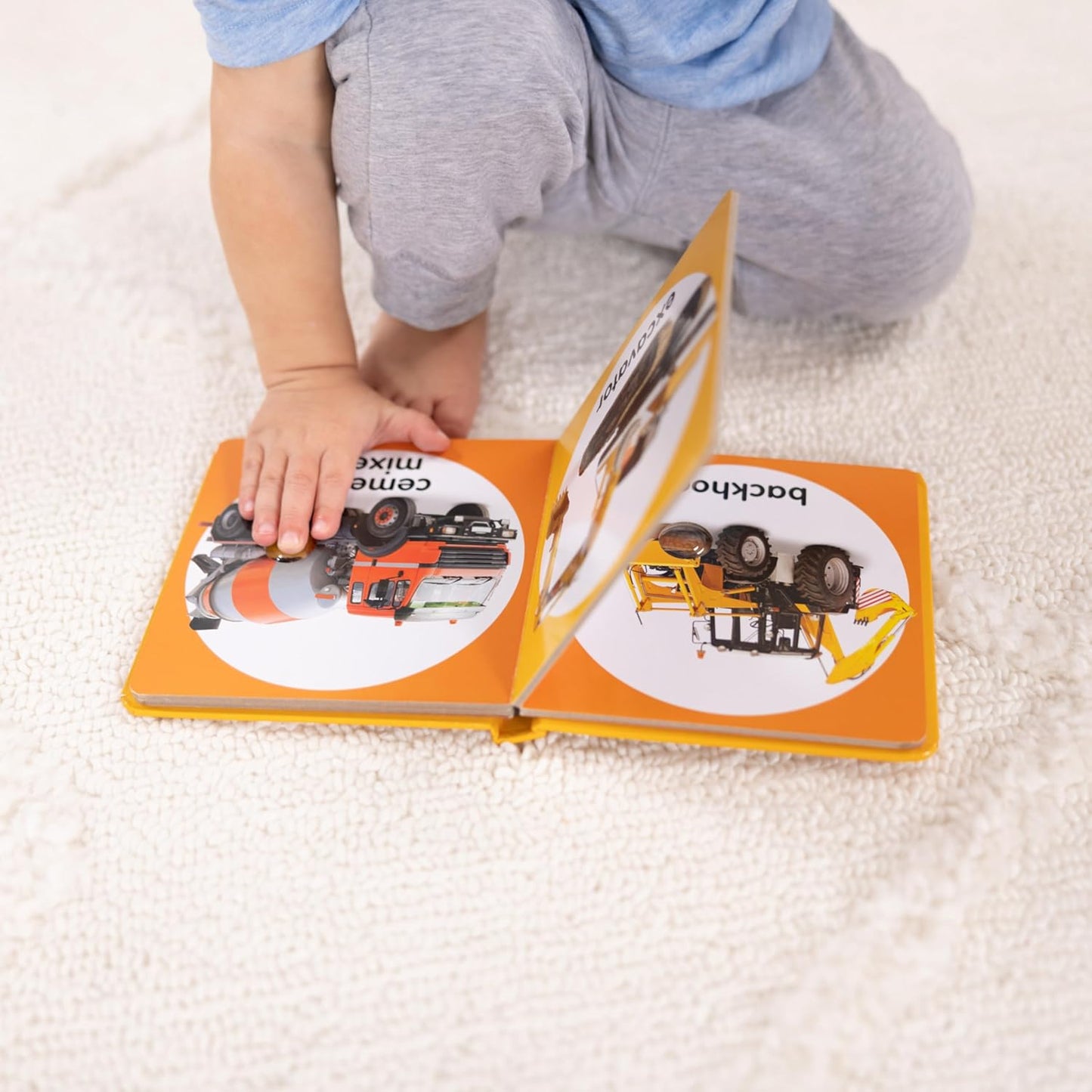 Melissa & Doug 41533 Poke-a-Dot Construction Vehicles | Activity Books | 3+ | Gift for Boy or Girl