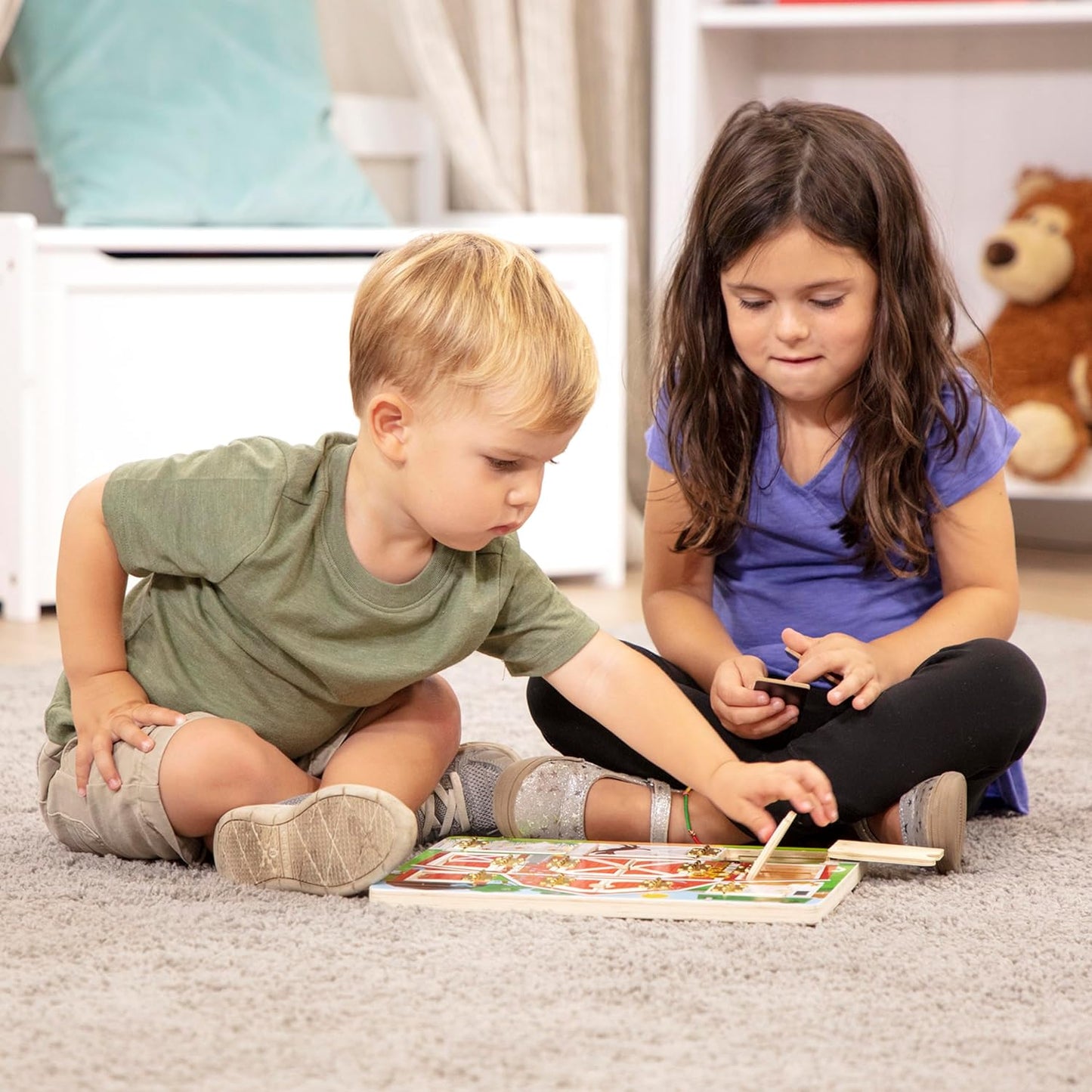 Melissa & Doug Latches Wooden Activity Board - Montessori Busy Board for Preschool Toys, Sensory Toys for Kids, Learning Resources for Ages 3+