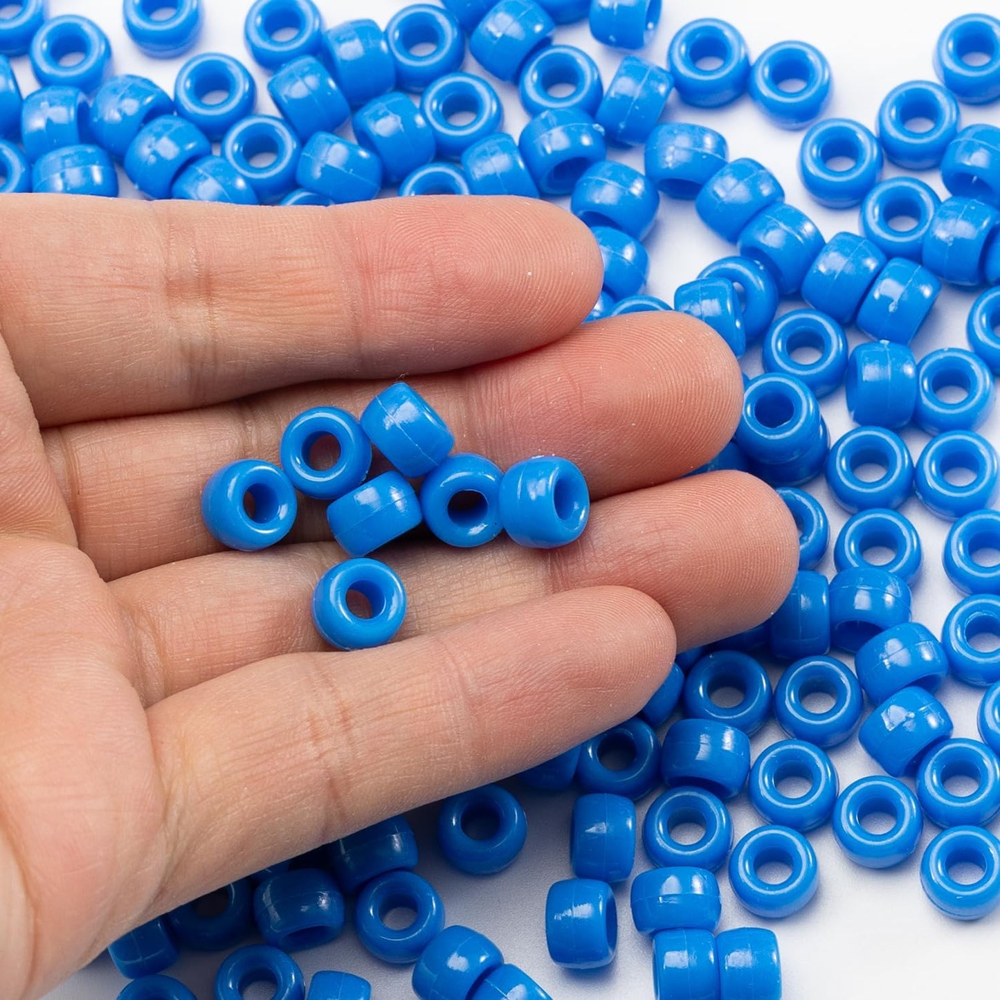 Gxueshan 1000 Pcs Acrylic Black Pony Beads 6x9mm Large Hole Pen Hair Kandi Beads Bulk for Friendship Bracelet Necklace Jewelry Making Earring Braiding Kit