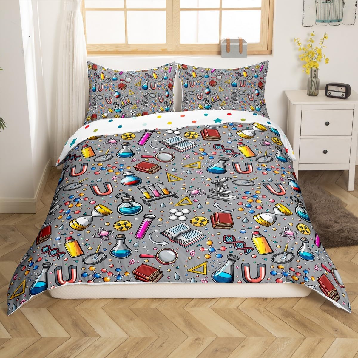 Laboratory Bedding Set Chemistry Lab Duvet Cover For Kids Teen Boys Girls Test Tube Microscope School Graffiti Comforter Cover Chemical Elements Science Theme Bedclothes 2Pcs Twin Size Gray