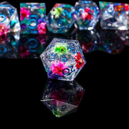 Liquid Core DND Dice Set, 7pcs Sharp Edge Dice for Role Playing Dungeons and Dragons Ttrpg with Gift Box, Handmade Resin D&D Dice RPG Role Playing Games Dice Set(Blue Gold)