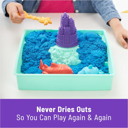 Kinetic Sand, Sandbox Set with 1lb Purple Play Sand, 4 Tools & Molds, Storage, Sensory Toys for Kids Ages 3 and up