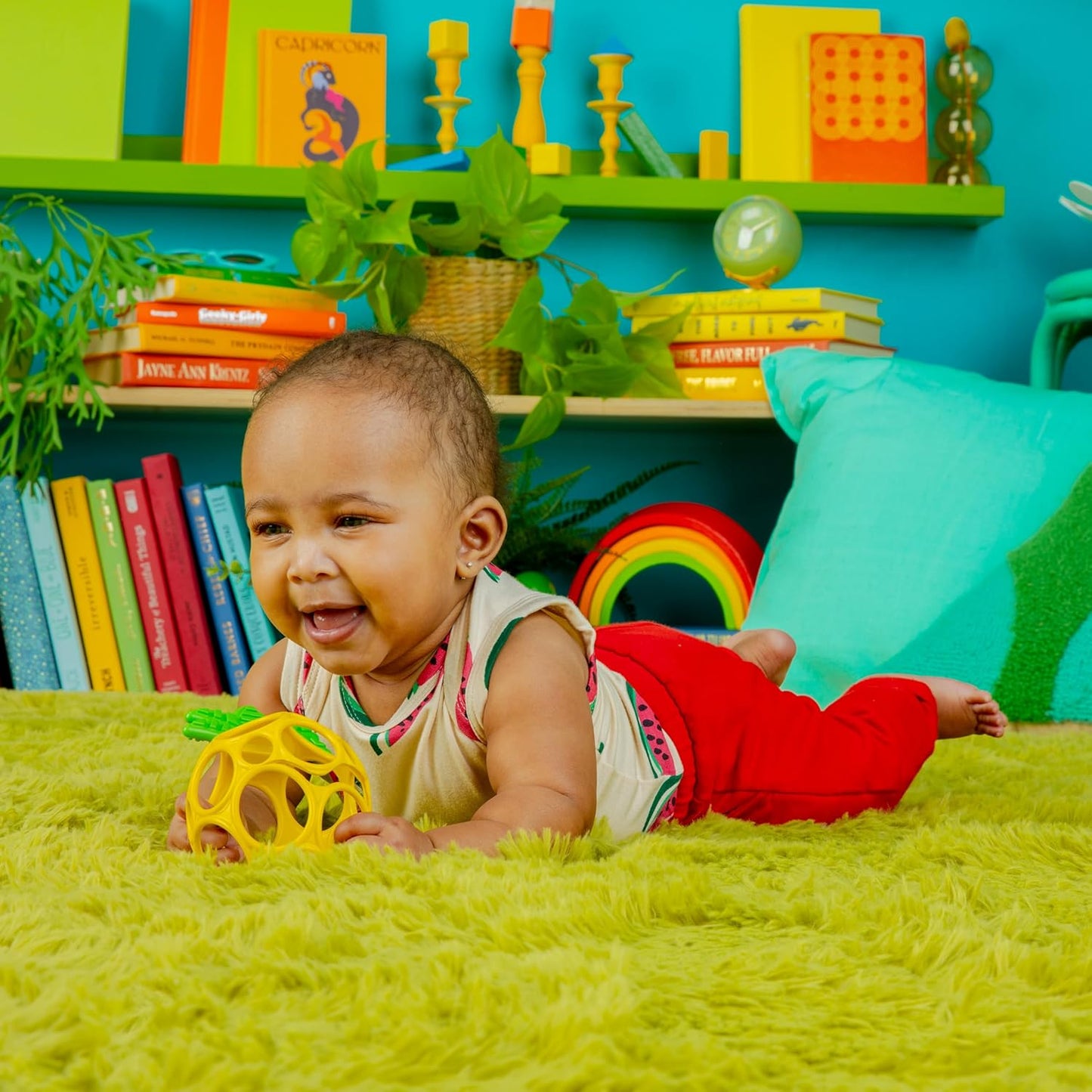 Bright Starts Oball Musical Toy, Jingle & Shake Pal, BPA-Free Easy-Grasp Baby Rattle Toy, Ages Newborn+