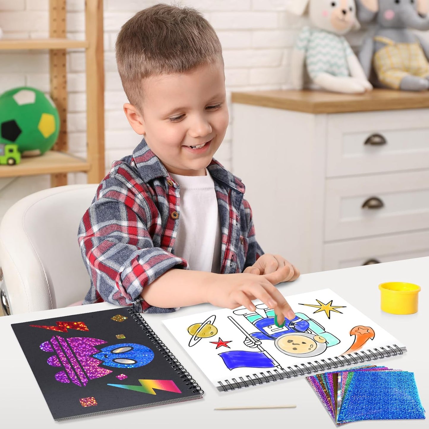 Foil Craft Bugs Butterfly DIY Art Fun Kits Set, No Mess Creative Foil Art Drawing Game for Kids, Birthday Gifts Crafts Supplies Travel Toys for Girls Boys Ages 4-9