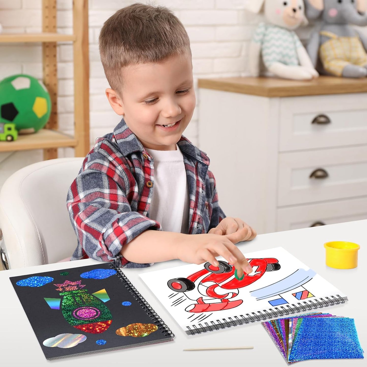 Foil Craft Bugs Butterfly DIY Art Fun Kits Set, No Mess Creative Foil Art Drawing Game for Kids, Birthday Gifts Crafts Supplies Travel Toys for Girls Boys Ages 4-9
