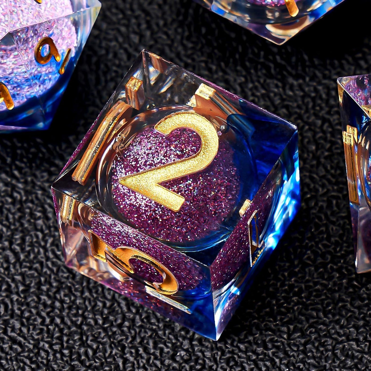 Liquid Core DND Dice Set, 7pcs Sharp Edge Dice for Role Playing Dungeons and Dragons Ttrpg with Gift Box, Handmade Resin D&D Dice RPG Role Playing Games Dice Set(Blue Gold)