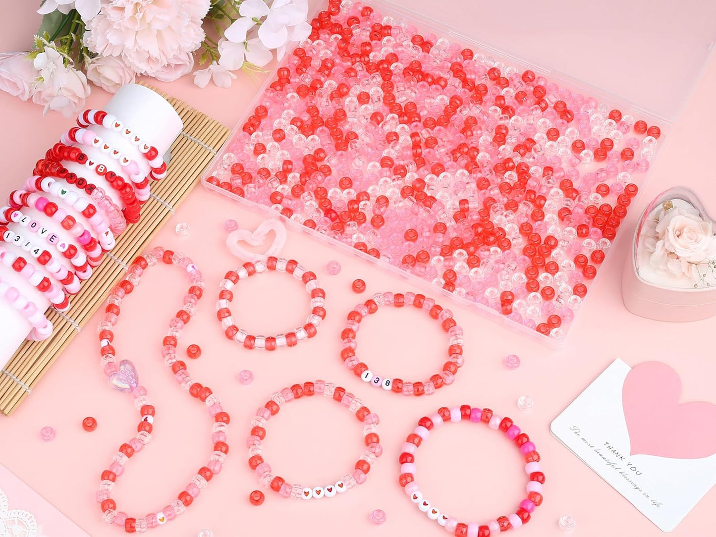 1000Pcs Valentine's Day Pony Beads Pink Red White Bracelets Crafts 6x9mm Bulk Plastic Pony Valentine Beads for Jewelry Making Party Party DIY Crafts Necklace Keychain Romantic Accessories