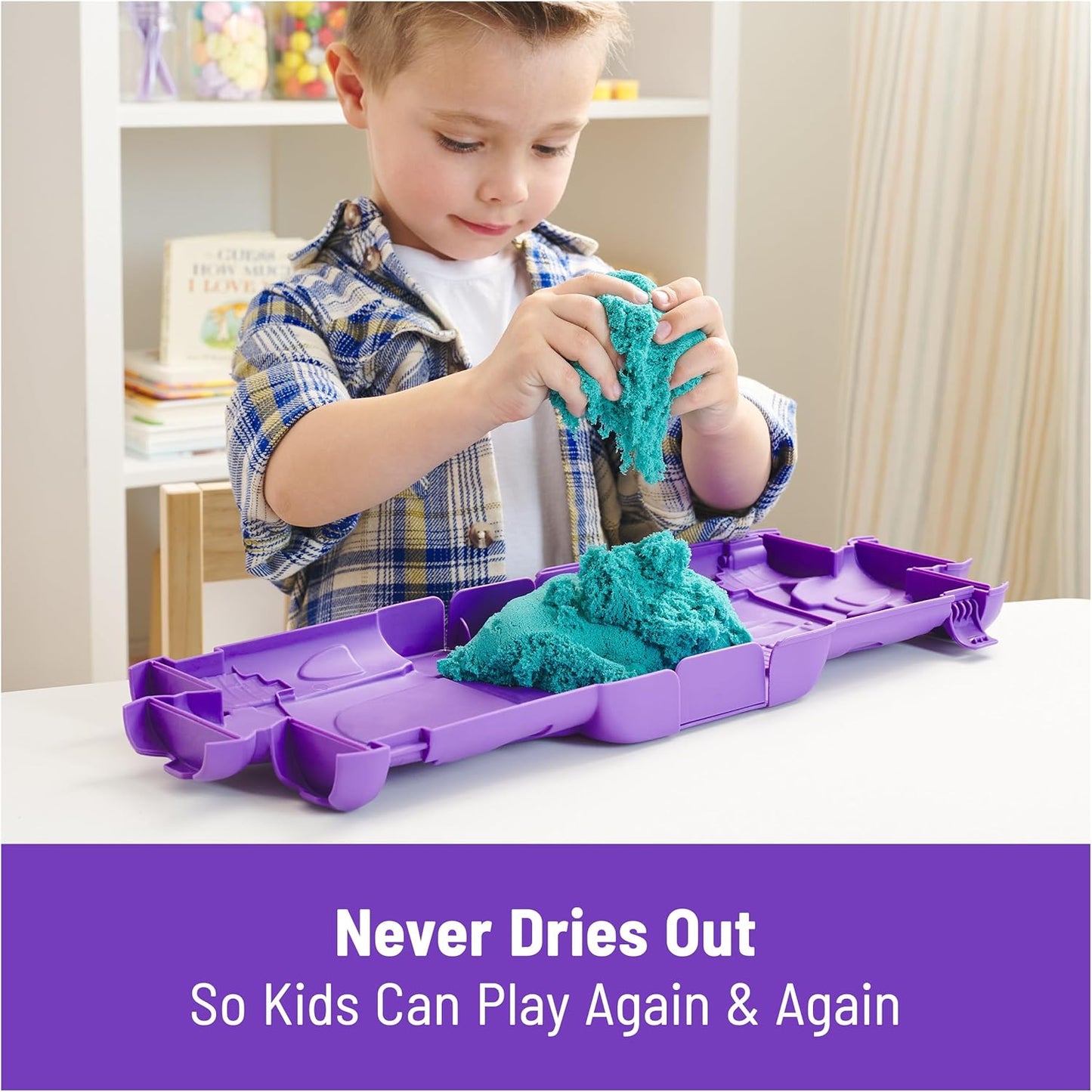 Kinetic Sand Mold n’ Flow with 1.5lbs Red & Teal Play Sand, 3 Tools, Sensory Toys for Kids Ages 3 and up