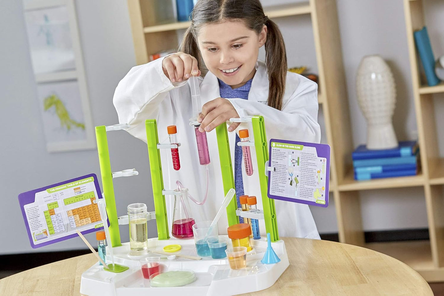 Thames & Kosmos Ooze Labs Colorful Crystal Lab STEM Experiment Kit & Lab Setup | Awesome Geometric Crystals, Dazzling Displays, with 11 Shiny, Sparkly, Safe Experiments | Stickers to Decorate Your Lab