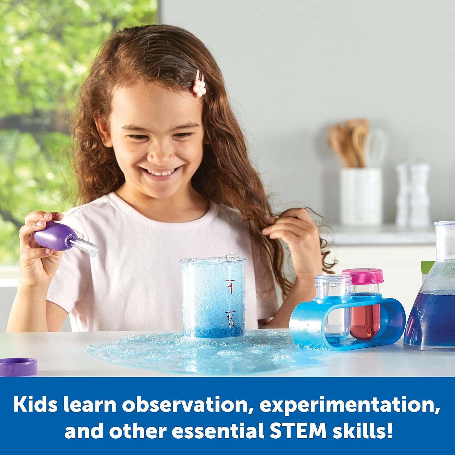 Learning Resources Primary Science Lab Activity Set - Experiments for Kids, Chemistry Toy, Pretend Play, STEM Projects, Classroom Must Haves, Teacher Supplies, Montessori Gifts for Boys and Girls