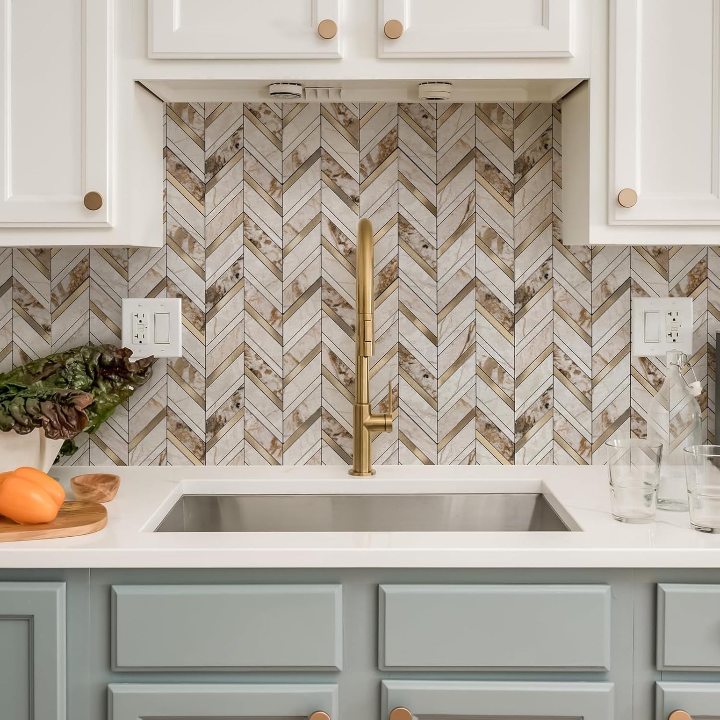 Yipscazo 10 Sheets Herringbone Backsplash Peel and Stick Tile, Marble Calacata Mixed Metal Gold PVC Stick on Backsplash for Kitchen, Waterproof Self Adhesive Wall Tile for Bathroom