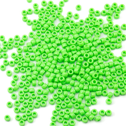 Gxueshan 1000 Pcs Acrylic Black Pony Beads 6x9mm Large Hole Pen Hair Kandi Beads Bulk for Friendship Bracelet Necklace Jewelry Making Earring Braiding Kit