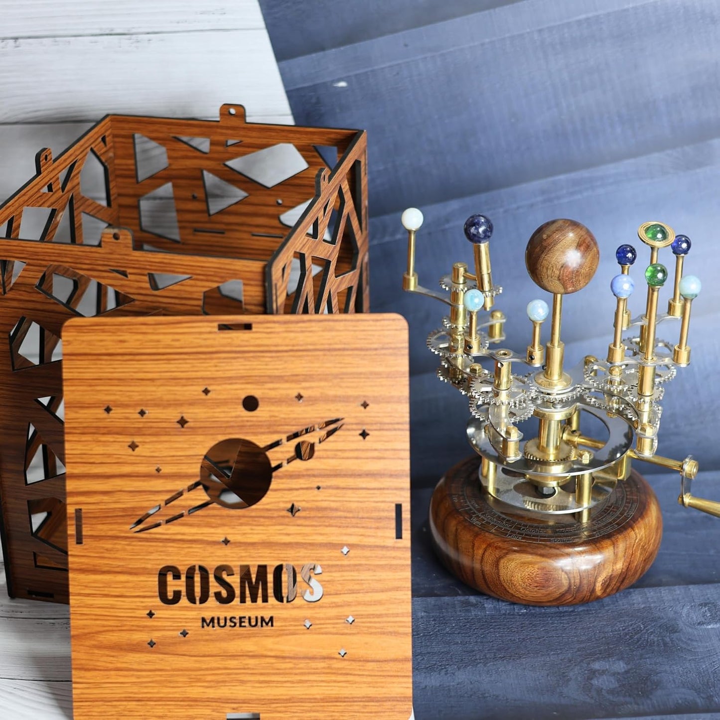 Luxury Vintage Brass Orrery – Exquisite Brass Planetary Gear Mechanism | Astronomical Desk Ornament | Solar System Model (8" Mercury, Venus, Earth, Mars, Uranus & Moons)