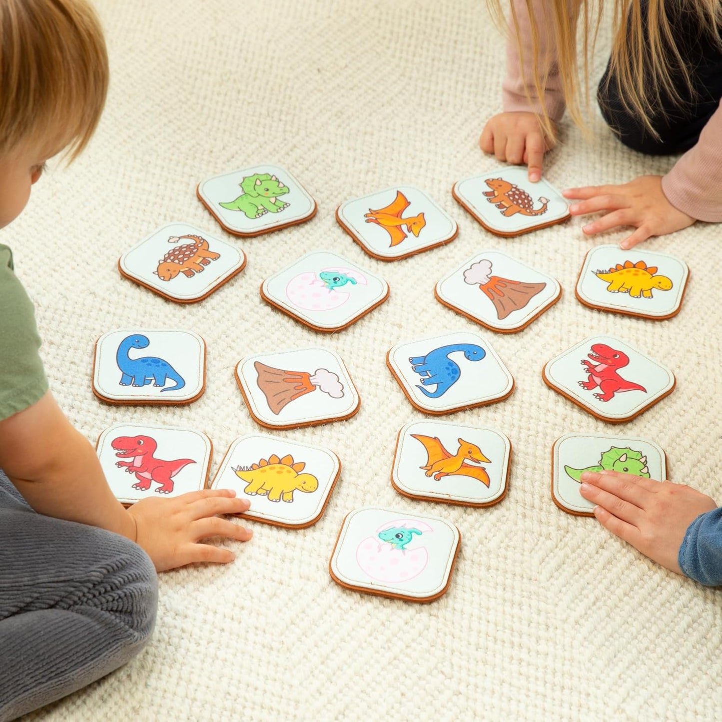 Felt Matching Game for Ages 2–4 – Soft and Safe for Ages 1+ – Montessori Memory Game – Sensory Flash Cards – Best Educational Gift for Ages 1–3 - Woodland Animal Theme