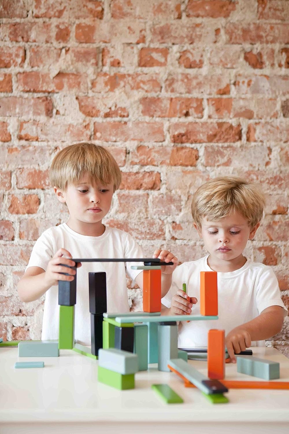 8 Piece Tegu Pocket Pouch Magnetic Wooden Block Set, Tints