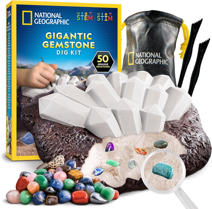 National Geographic Gemstone Dig Kit – Dig Up 10 Real Gemstones and Crystals, Science Kit for Kids, Gem Digging Kit, Gift for Girls and Boys, Mining Kit, Rock Collection