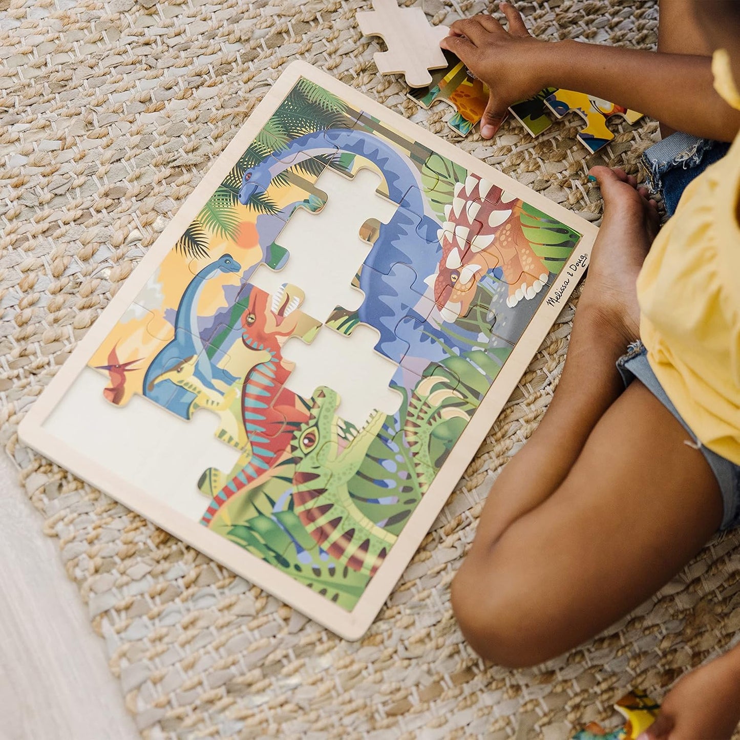 Melissa & Doug Under The Sea Ocean Animals Wooden Jigsaw Puzzle with Storage Tray (24 pcs)