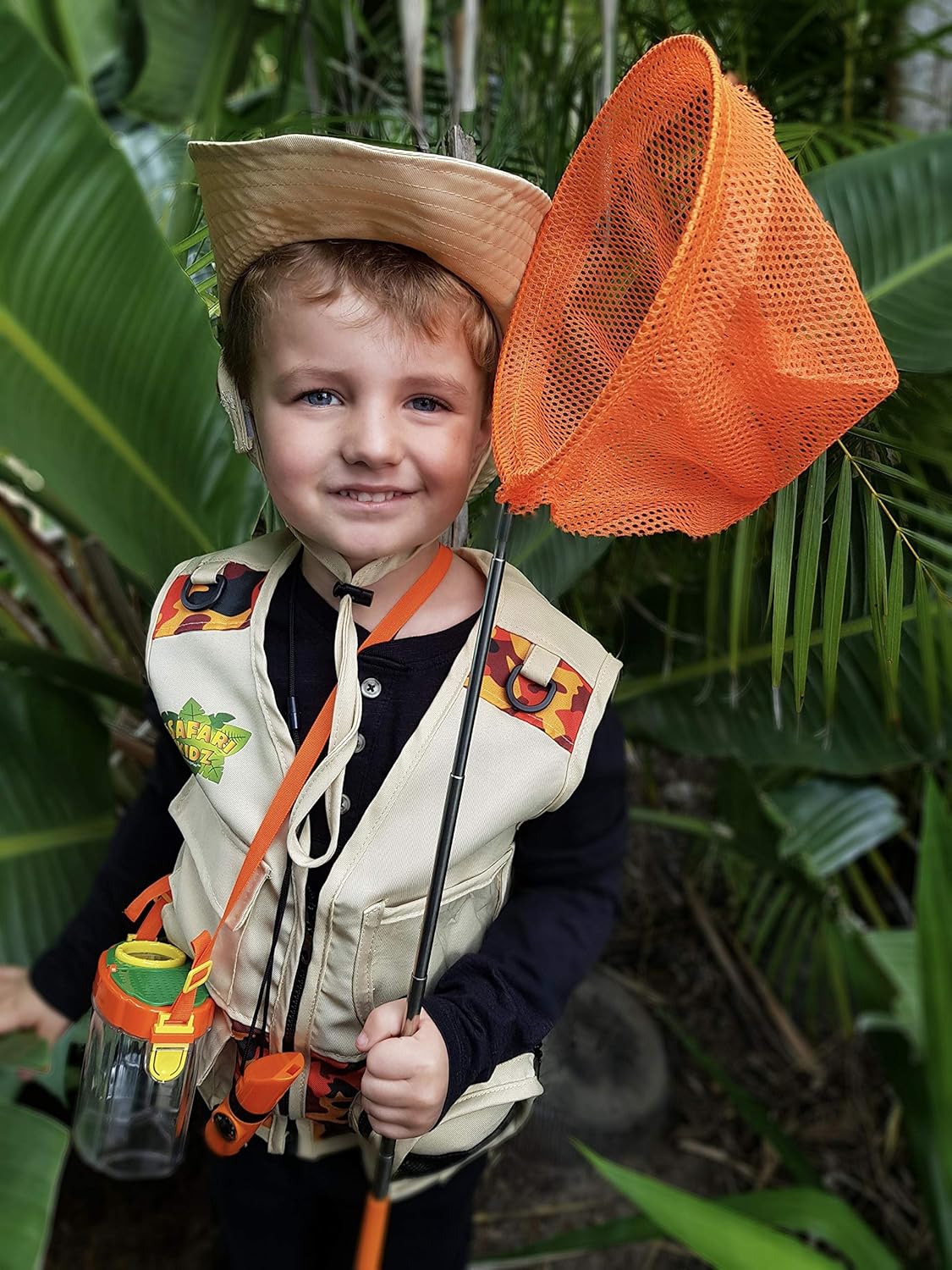 Kidz@Play Bug Hunting Kit, Vest, Hat, Binoculars, Lg. Net, Bug Container, Whistle, Flashlight, Magnifier, Thermostat, Compass, Tweezers