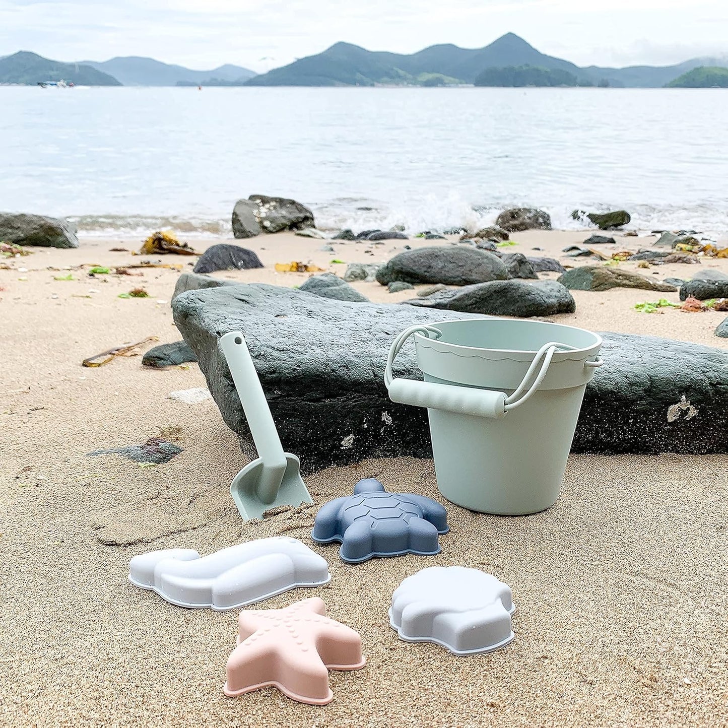 BLUE GINKGO Silicone Beach Toys - Modern Baby | Travel Friendly Toys Set | Silicone Bucket, Shovel, 4 Sand Molds, Beach Bag | Sand Toys for Toddlers, Kids - Yellow